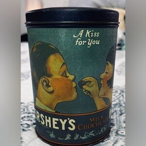 Vintage Milk Chocolate Tin - Black